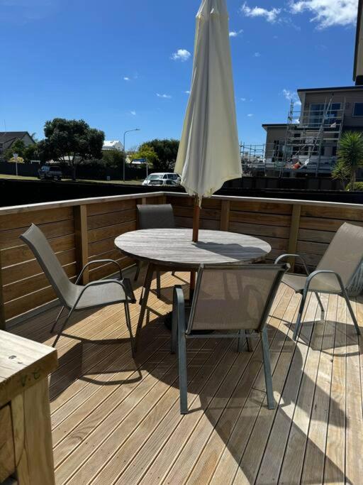 Ultimate Family Holiday - Pet Friendly! Папамоа Екстериор снимка